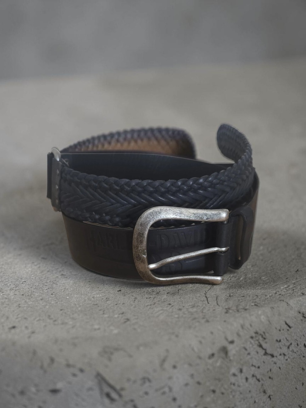 VTG Harley Davidson 03 Black Leather Belt Braided Trim Solid Brass Buckle 44